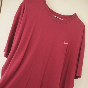 Vintage Nike T Red Emboridered